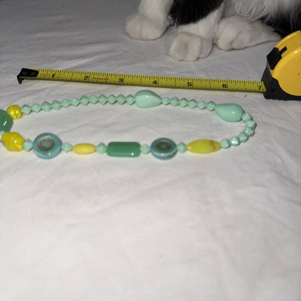 Uranium Glass Jadeite Necklace Vintage Cat Approved - Picture 5 of 14